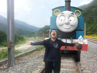 Illustration for article titled Korea's Photoshop Trolls Make the Internet a Better Place